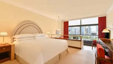Sheraton Grand Doha Resort