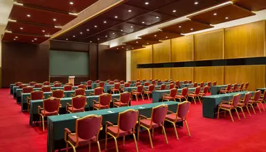 Sheraton Grand Doha Resort