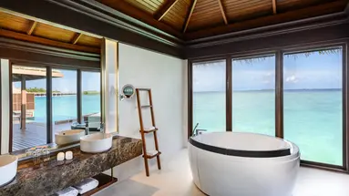 Sheraton Maldives Full Moon Resort & Spa