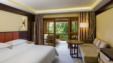 Sheraton Maldives Full Moon Resort & Spa