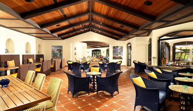 Sheraton Pine Cliffs Resort