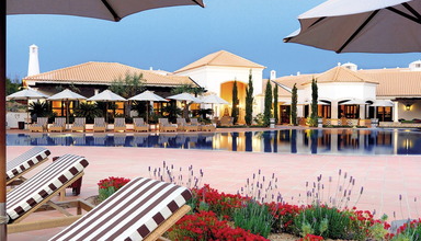 Sheraton Pine Cliffs Resort