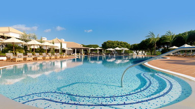 Sheraton Pine Cliffs Resort