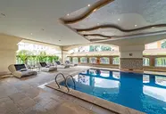 Sherwood Suites Saigon