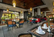 Shining Riverside Boutique and Spa