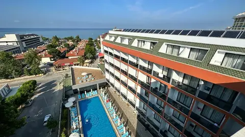 Hotel Side Golden Rock Hotel & Spa