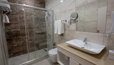Side Lilyum & Spa