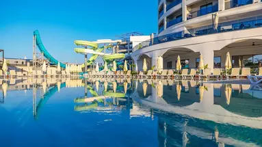 Side Moon Palace