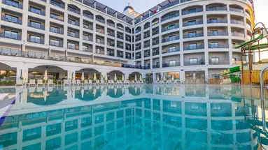 Side Moon Palace