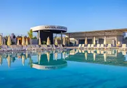 Side Moon Palace