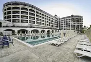 Side Moon Palace