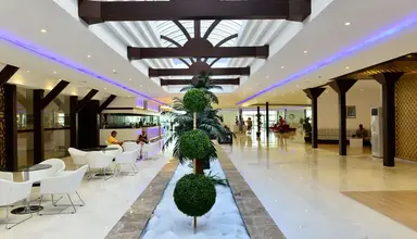 Side Royal Paradise