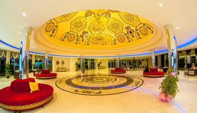 Side Royal Paradise