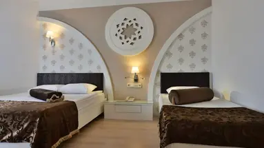 Side Royal Paradise