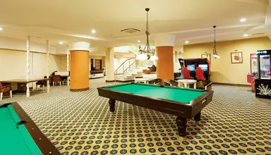 Side Star Resort