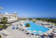 Side Star Resort