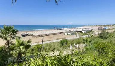 Side Star Resort