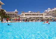 Side Star Resort