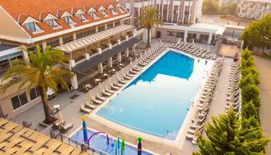 Side Story Resort