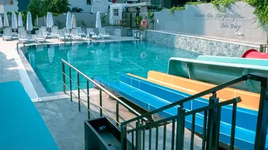 Side Story Resort  