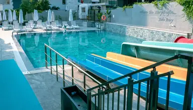 Side Story Resort