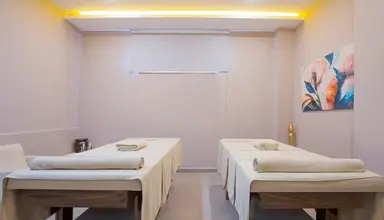 Side Story Resort