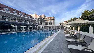 Side Story Resort  