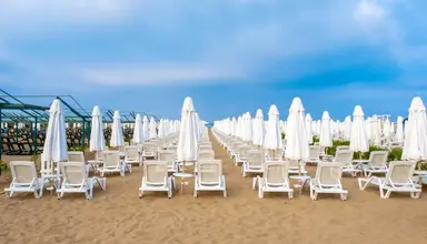 Side Story Resort