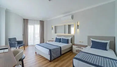 Side Win Hotel & Spa
