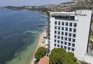Signature Blue Resort 