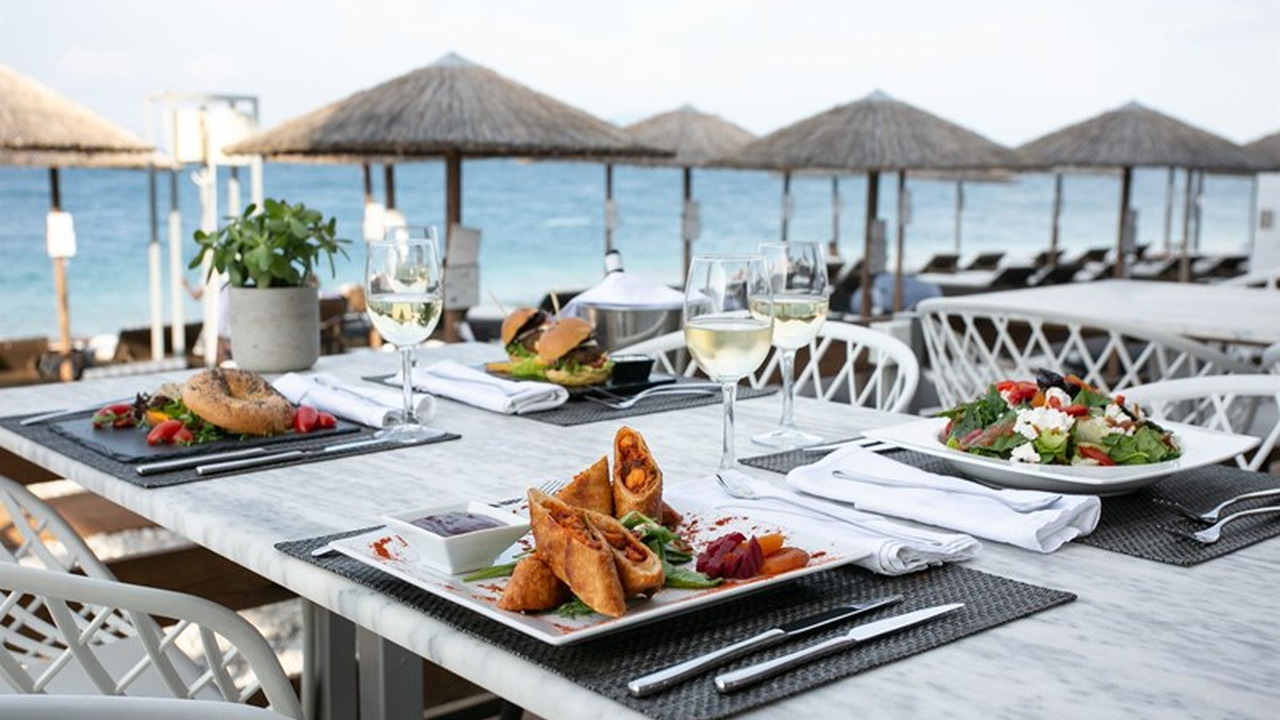 Sikyon Coast Hotel & Resort