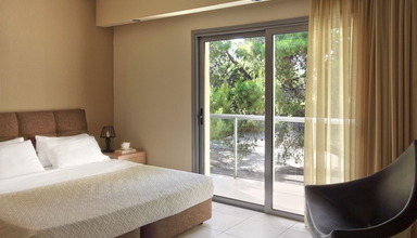 Sikyon Coast Hotel & Resort