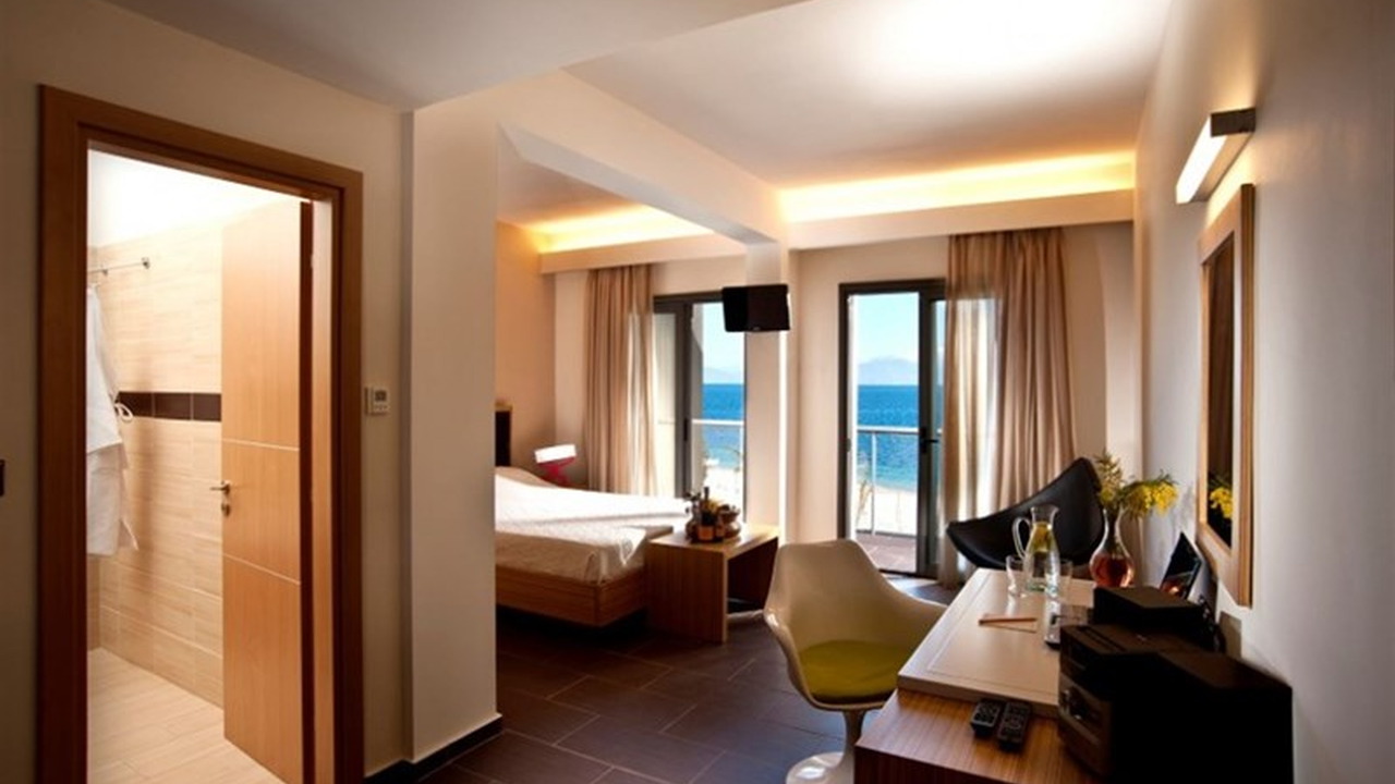 Sikyon Coast Hotel & Resort