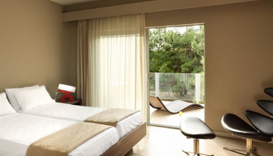 Sikyon Coast Hotel & Resort