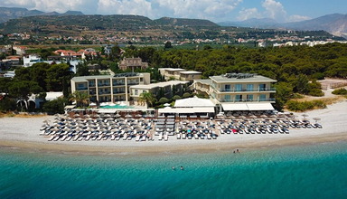 Sikyon Coast Hotel & Resort
