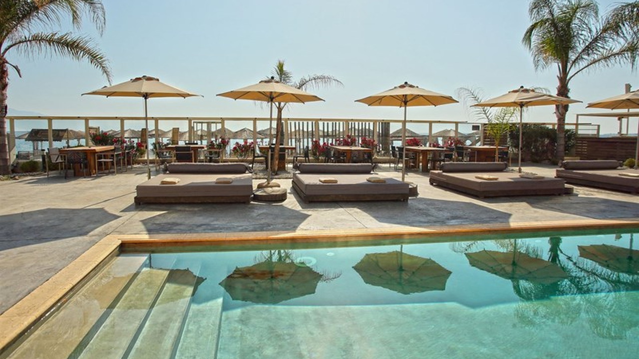 Sikyon Coast Hotel & Resort