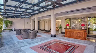 Silk Path Grand Hue Hotel