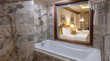 Silk Path Grand Hue Hotel