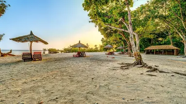 Silver Sand Beach Resort Neil