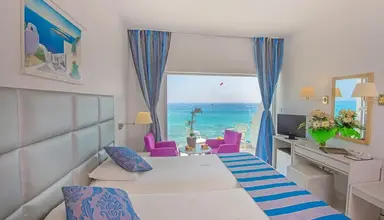 Silver Sands Beach