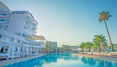 Silver Sands Beach