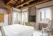 Sina Centurion Palace