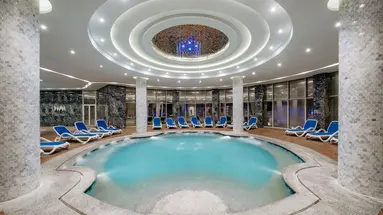 Sirena Beach Resort & Spa