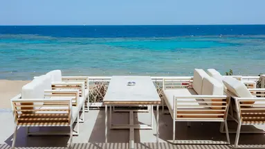 Sirena Beach Resort & Spa