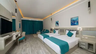 Sirena Beach Resort & Spa
