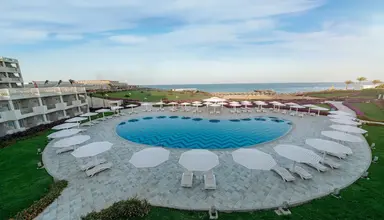 Sirena Beach Resort & Spa