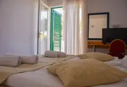 Sirena (Hvar)