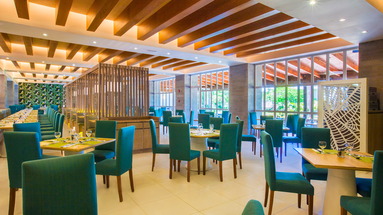 Sirenis Tropical Suites Casino & Spa