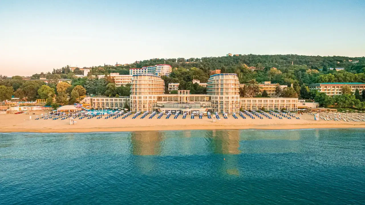 Sirius Beach