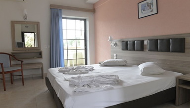 Sithonia Village